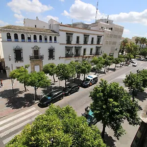 https://apartamentos-deluxe-calle-corredera.hotelsincadiz.net