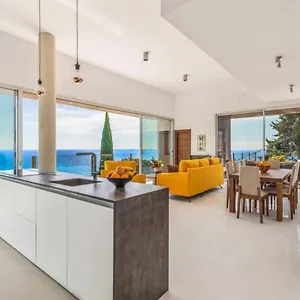 https://villa-tierra.1costadelsol.com